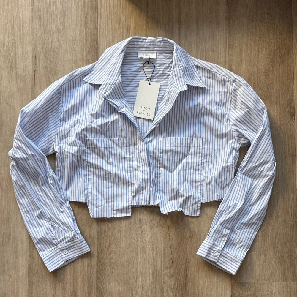 Stitch & Feather Striped Cropped Button-Up Shirt sz L - Picture 2 of 8